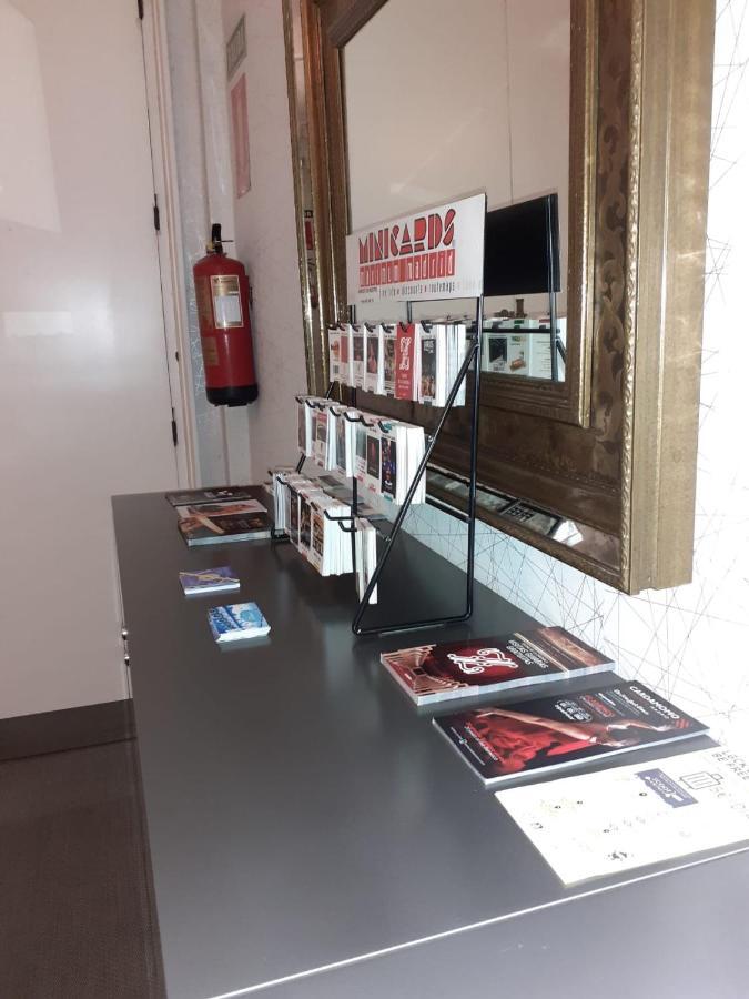 Hostal Montecarlo Madrid Dış mekan fotoğraf